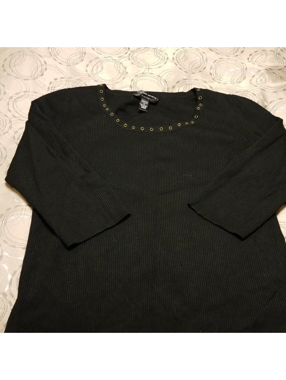 Spenser Jeremy Women's Black 3/4 Sleeve Scoop Neck Sweater with Lace Hole Accnts